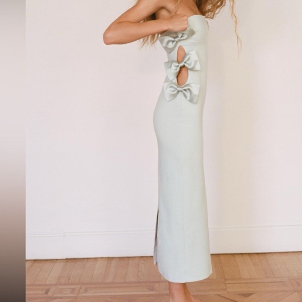 Elegant Seafoam Green Strapless Dress with Bow Accents ZARA Size Small